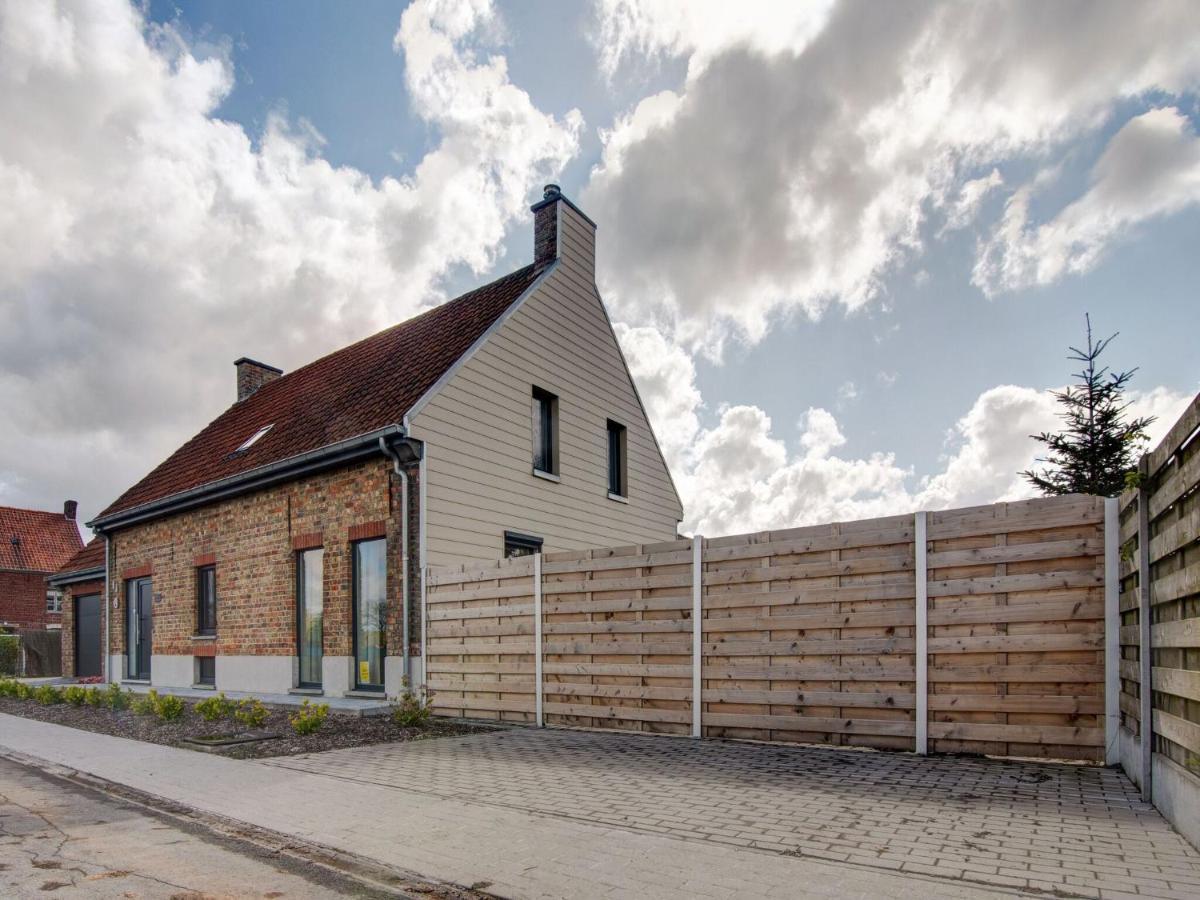 Holiday Home In Koekelare Eksteriør billede
